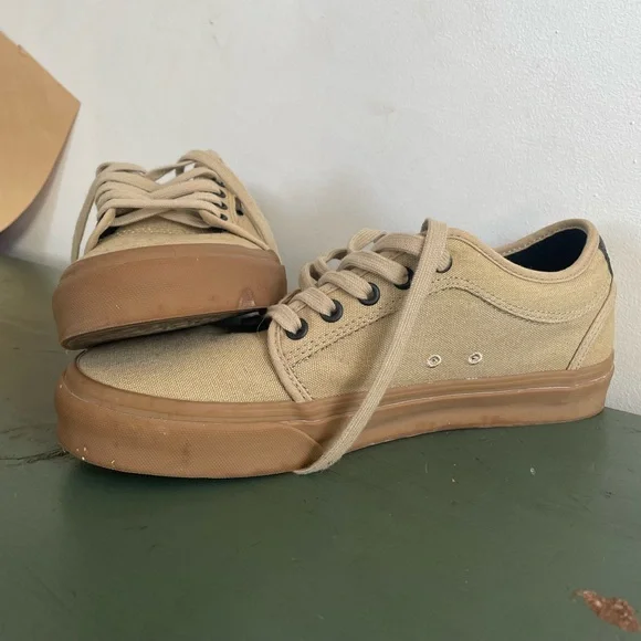 Vans Off The Wall Mens Size 8.5 Skateboarding Shoe beige Canvas Lace Up - Picture 4 of 7